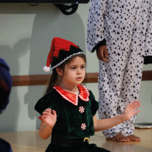 Pupils in the Key Stage 1 Nativity 5