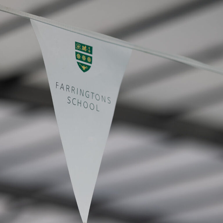 Farringtons Bunting